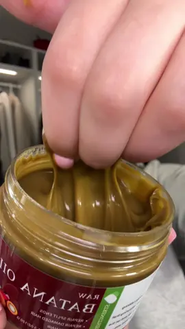 Batana oil مجربينة قبل؟ #haircareroutine #healthyhair #hairoil #batanaoil 