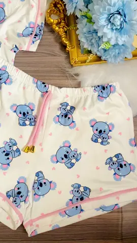 Explosão de fofura com essa nova coleção 🤏🏼🥹💕 Vem renovar seus pijamas Comigo! ❤️‍🔥 Temos pijamas a partir de 69,99  📍Loja Online em Votuporanga/SP • Confortável malha Suede premium ✨ • Variedade de Estampas e Modelos  • Enviamos por Correios🚚 Compre  📲17997486209 . . . . .  #pijamas #pijamaamericano #linda #sono #pijamas #pijamaamericano #linda #sono #explore #modafeminina #dormir #pov 