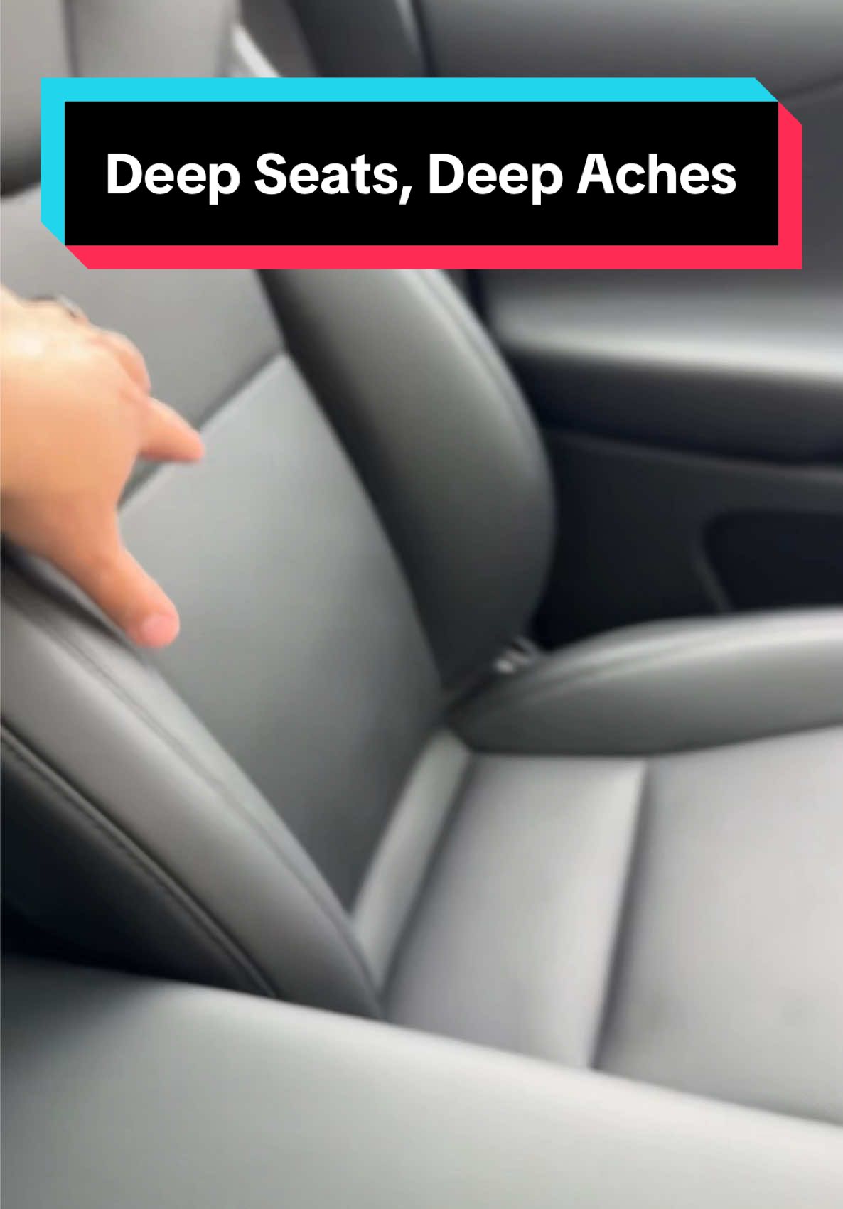 This releases so much tension #lowbackpain #sittingpain #legpain #ergonomic #ttslevelup #tiktokshopcreatorpicks #aprilmademebuyit #cushionseatbeachchair #cushionseat #cushionchair #lowbackcushion 