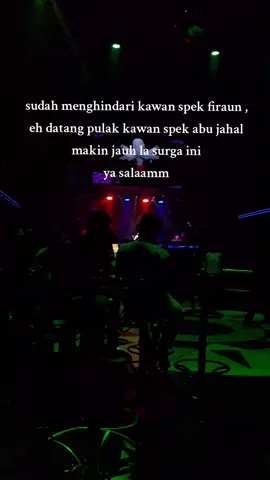 adoo🤣 #duniamalam #party #p2newtonbatam #story @dean_daru 