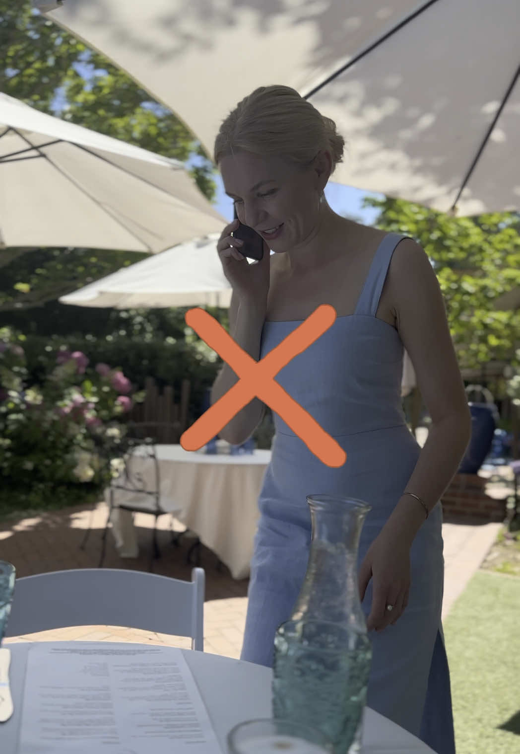 📣 Online courses now live at https://mewitholha.com.  Wrap up your phone calls before you sit down. This modern approach ensures you’re fully present, keeping the focus on your dining companions and creating a more engaging, respectful atmosphere at the table.#etiquettetips #etiquette #finedining #levelup #classy #elevate #mannersmatter #SelfImprovement 