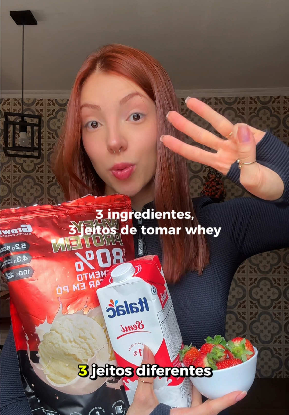 cupom SABSFIT na @Growth Supplements 🏷️ quero ver enjoar de whey agora, hein? todas as receitas facinhas pra não ter erro! rss informações nutricionais, considerando ⬇️ • 20g de whey protein Growth • 200ml de leite integral ou 20g de leite em pó • 1 uni. de banana média ou 20 uni. de morangos médios ou 12 uni. de uvas grandes 252kcal 25g de proteína 32g de carboidrato 3g de gordura 
‌ #receitafit #wheyprotein #dieta #emagrecimento #cutting #bulking #treino #musculação #alimentaçãosaudável 