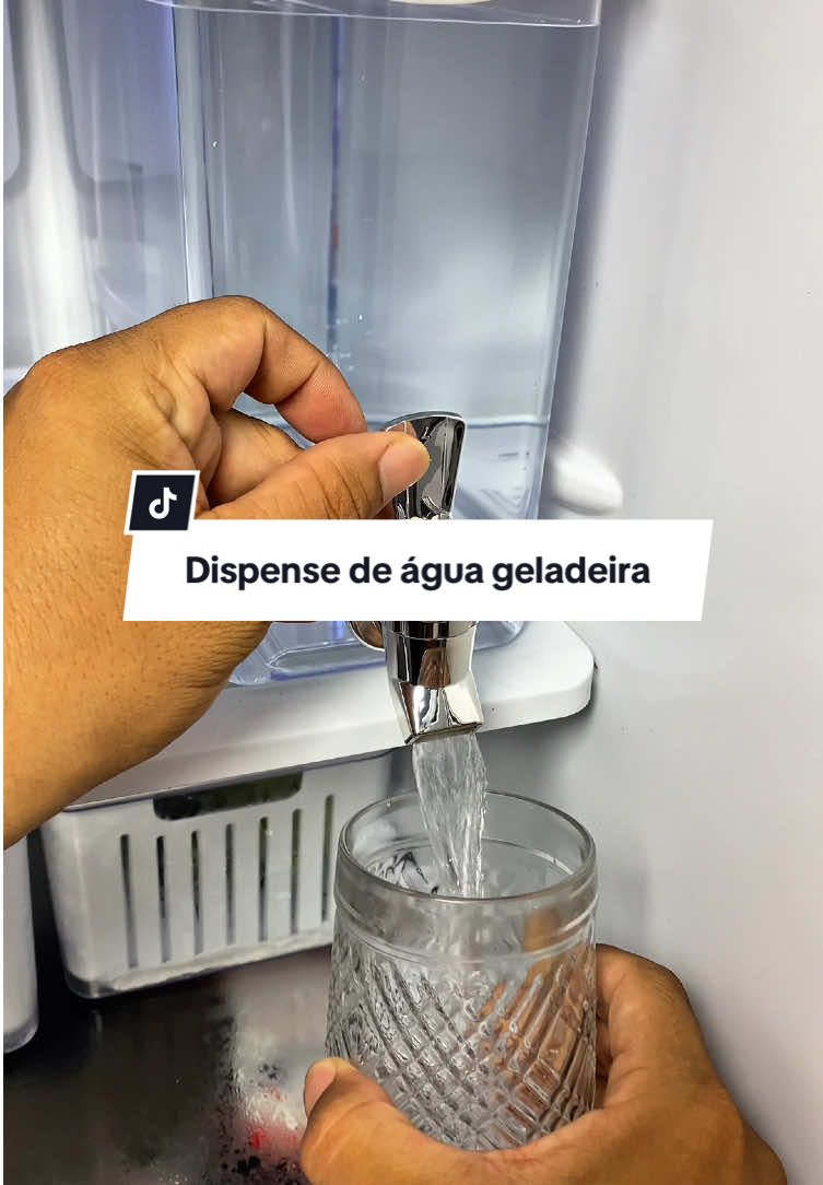 Nova compra para a casa. Finalmente conseguir otimizar espaço na geladeira, chega de um monte de garrafa de água. Esse dispense de água é muito útil😭 #donadecasa #compras #sonho #casal #comprinhas 