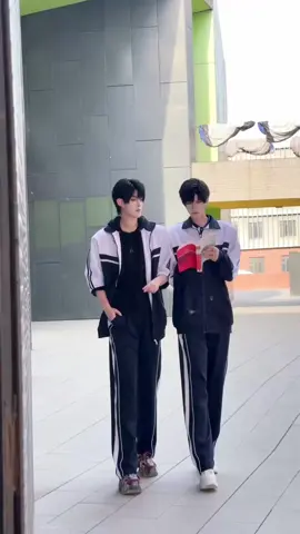 caleb and zayne #loveanddeepspace #caleb  #highschool #school #calebedit  #loveanddeepspaceedit #夏以昼 #cosplay #恋と深空 #戀與深空  #恋与深空 #帅哥 #china #fypシ  #kpop #bts #china #fyp #zayne  #zaynedit #黎深 
