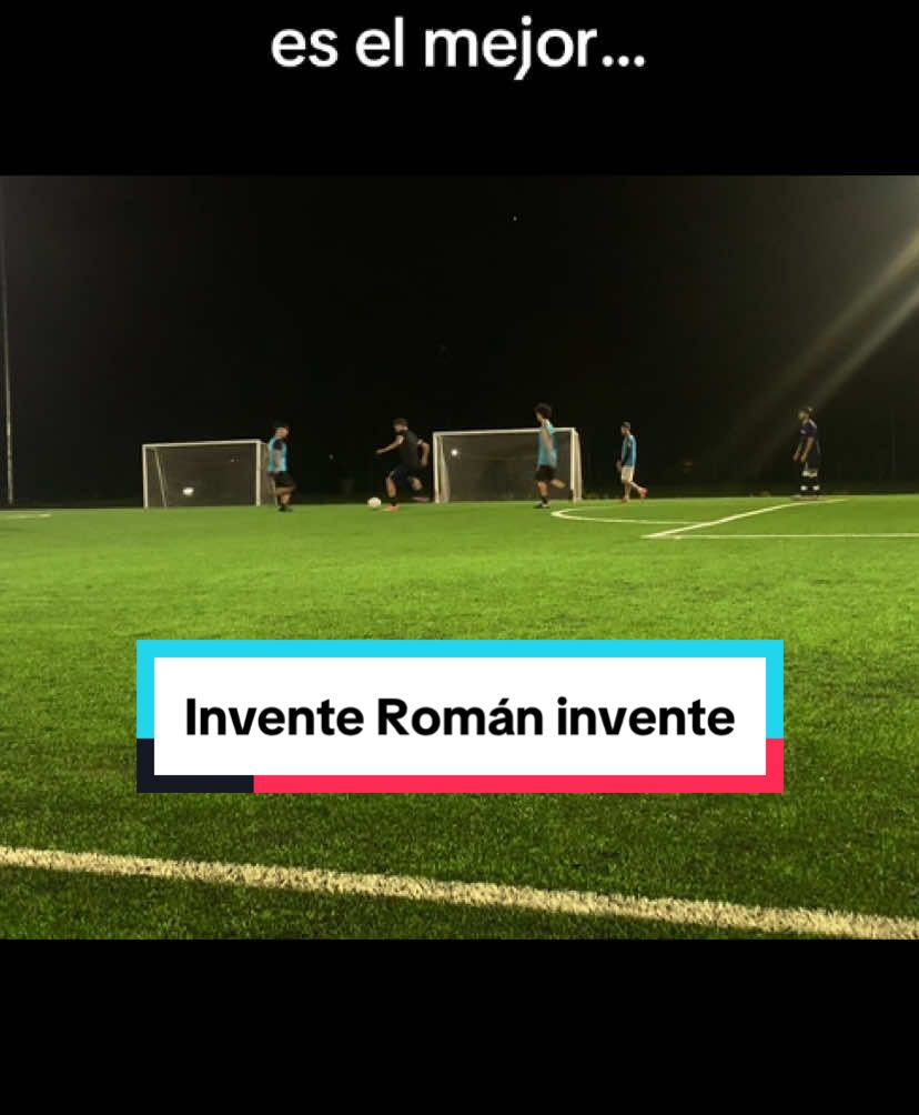Invente Román invente 😳🤣 #humor #fútbol #riquelme 