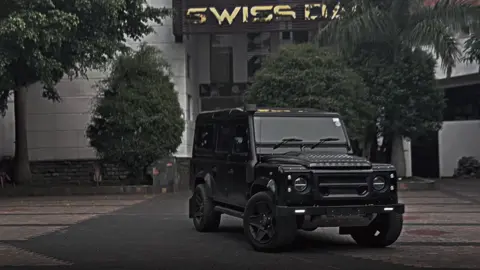 🥺🖤          #vehicleslovers😍 #foryou #srilankan_tik_tok🇱🇰 #defenderlovers #landrover #fypppppppppppppppppppppp #senul_k 