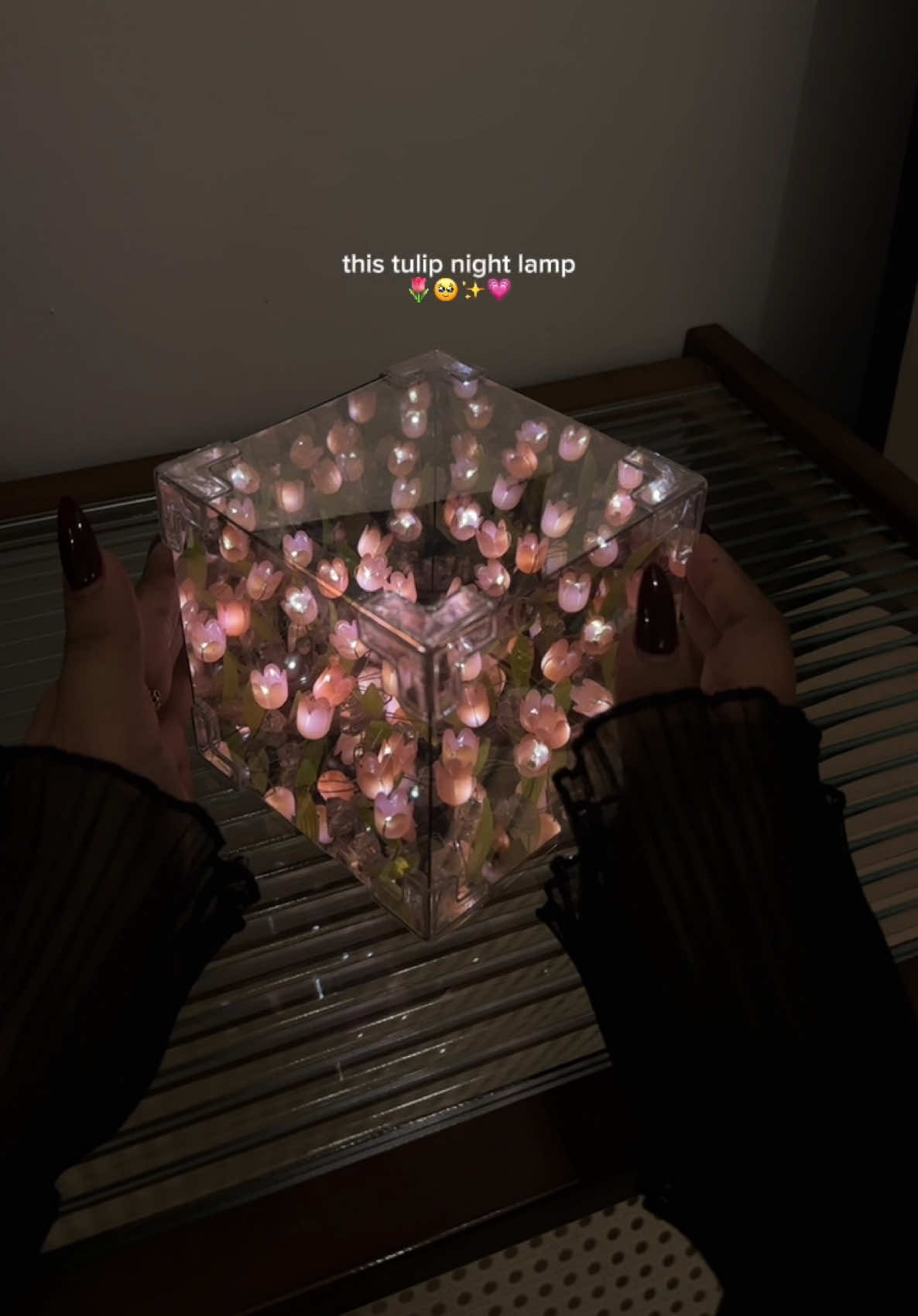 LED Tulip lamp. 