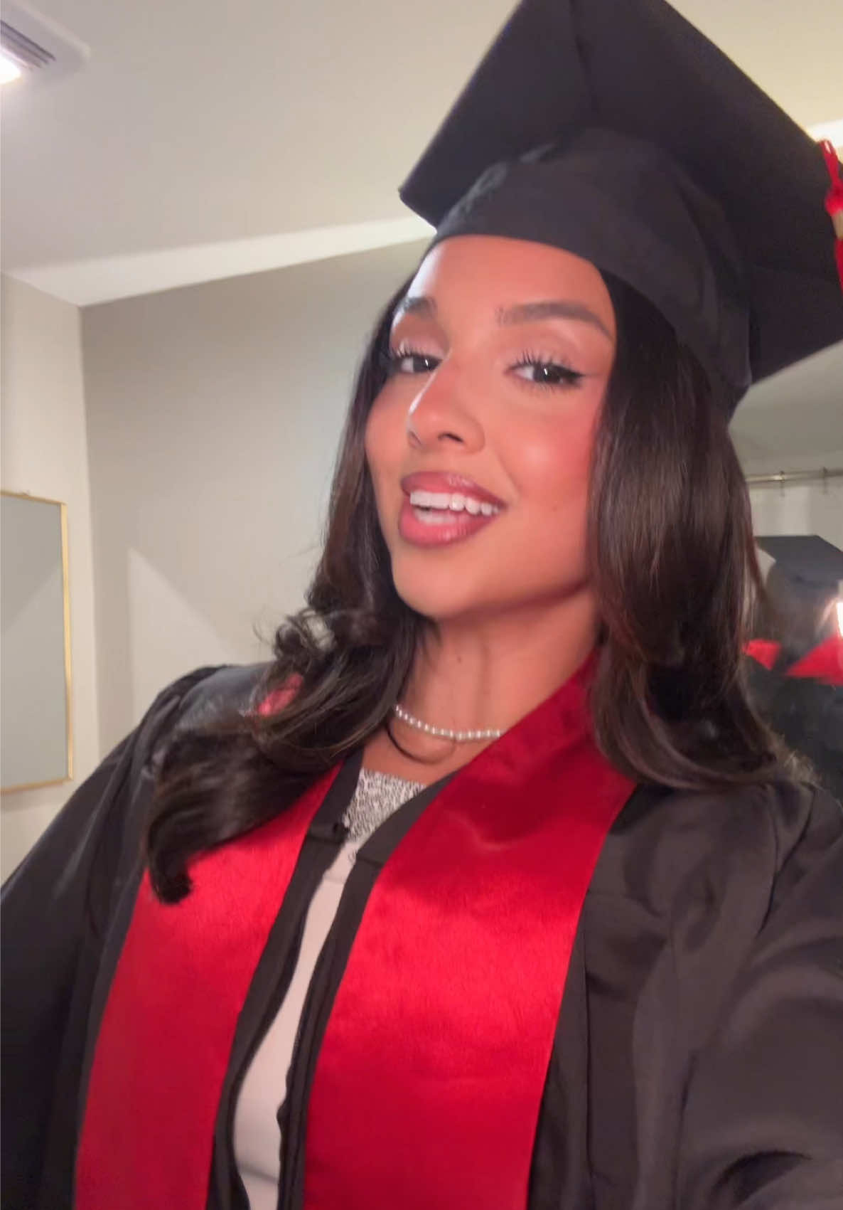 WOOO!!! GRAD TIME!! #ut #graduation #utaustin #hookem #graduationtransition 