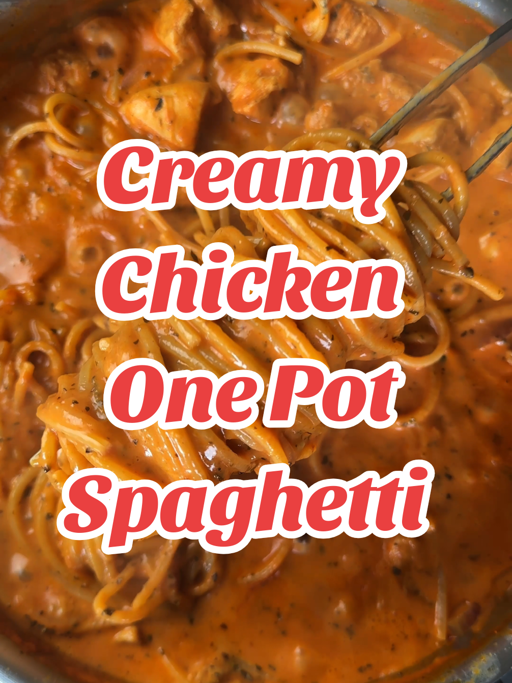 ULTIMATE ONE POT CHICKEN SPAGHETTI🍝 You know how much we love one pot recipes😍 Less dishes to wash, so easy to cook but no less flavours! Here's a simple but DELICIOUS creamy one pot chicken pasta recipe that will be ready in less than 15 minutes🔥 Ingredients : Spaghetti Chicken breast Olive oil Red onion Tomato paste Passata Cream Chicken broth Mozzarella  Paprika Basil powder  Salt and pepper to taste Bon appétit ❤️ The whole recipe is in our Ultimate Pasta Cookbook, link in bio✨ #onepotmeal #spaghetti #tomato #chicken #food #foodies #creamy 