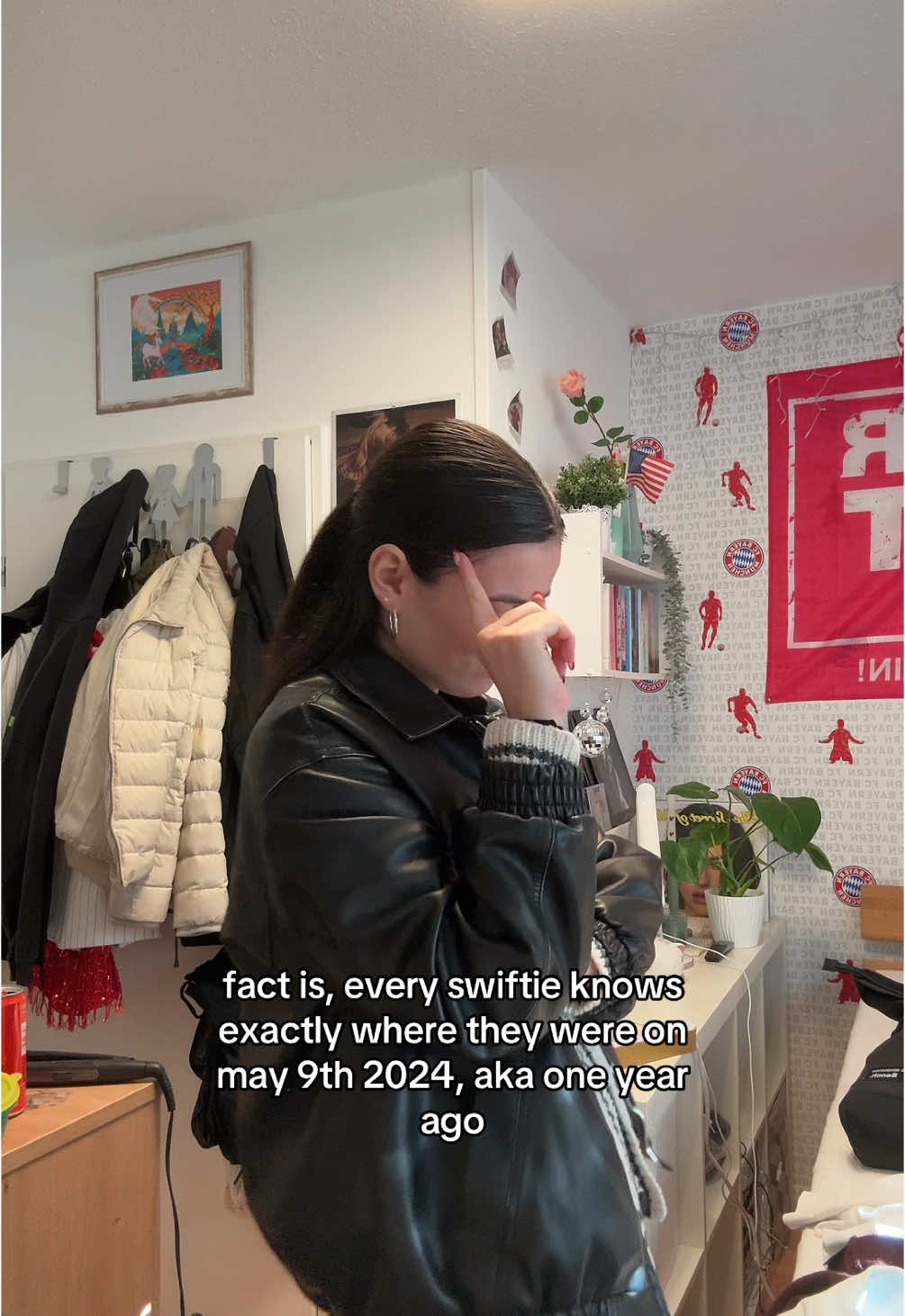 I was at a soccer game and couldn’t watch the livestream because I had no data  and afterwards, I just wanted to cry when I found out that tolerate it was removed from the setlist 😭😭😭 #tolerateit   #taylorswift #swifttok #theerastour #parisn1 #ttpd #thetorturedpoetsdepartment #foryou #viral #foryou @Taylor Nation @Taylor Swift 