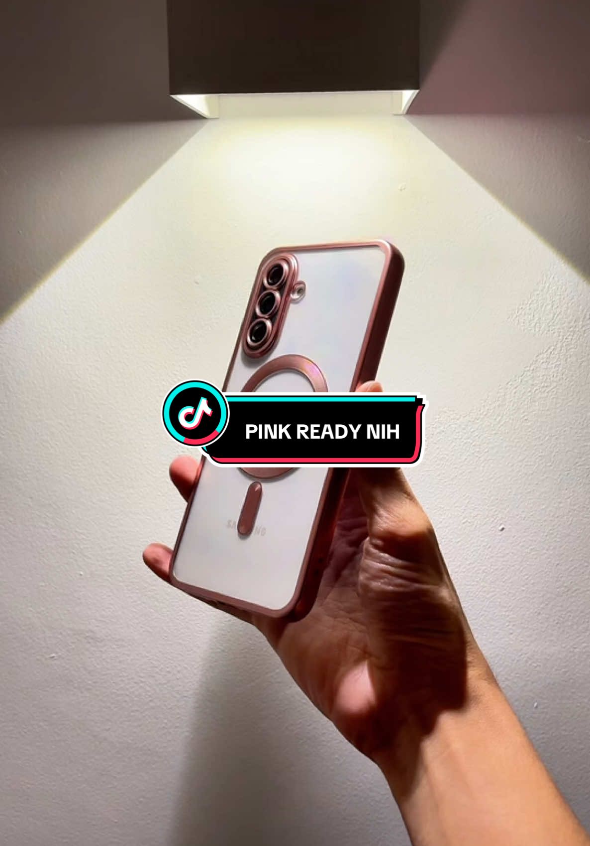 akhirnya si pink ini ready, yuk buruan yang mau case ini warna pink cek keranjang sebelum kehabisan #rekomendasicase #casehp #casinghp #casesamsung #samsungcase #samsunga56 #case #casing 