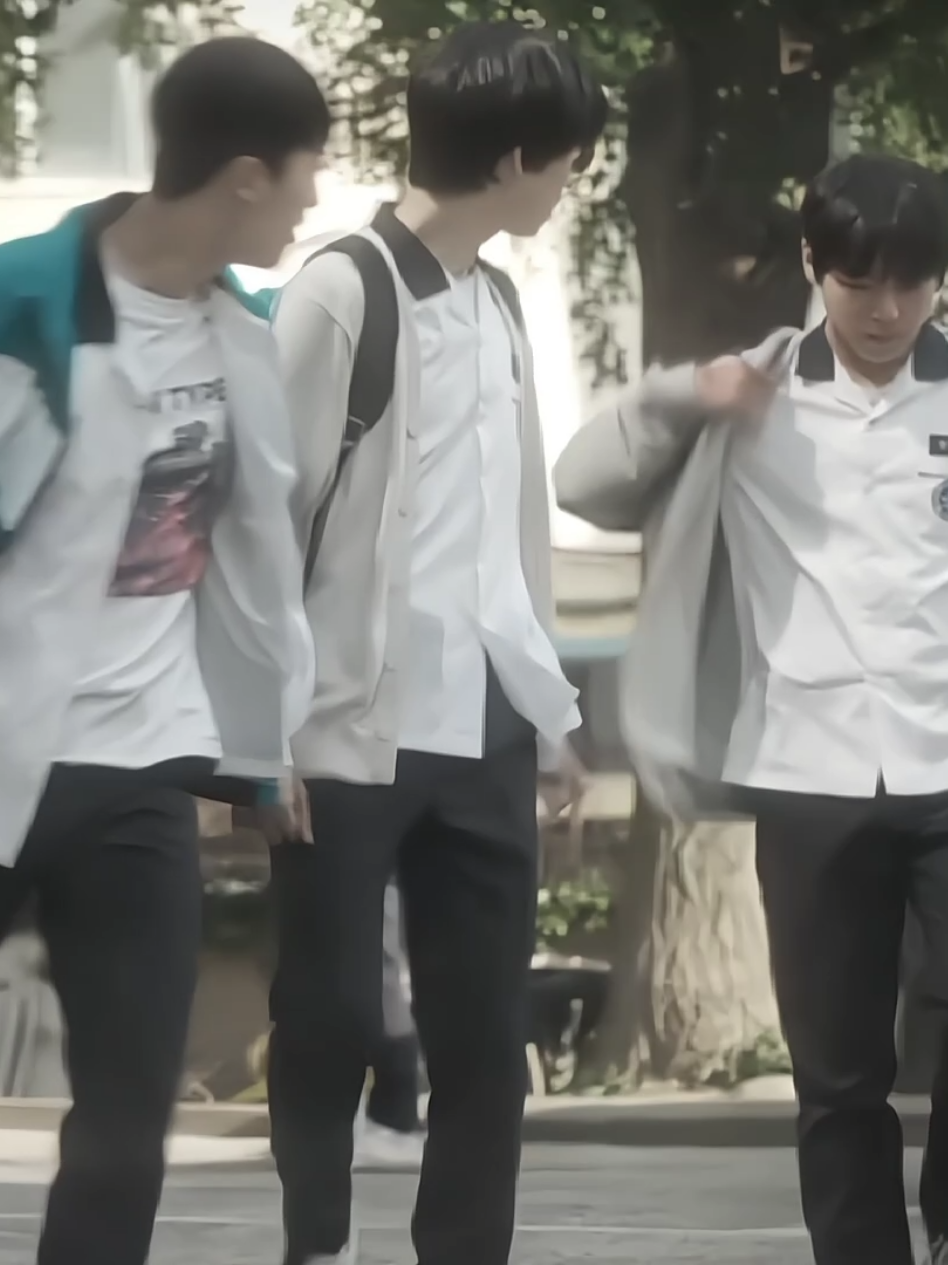 chúng ta cũng đã từng thân thiết mà...😞 #weakheroclass1 #choihyunwook #parkjihoon #beomseok #ahnsuho #sieun #kdarama #xuhuong #viral 