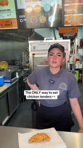 What do you say? Are chicken and pickles a match made in heaven? 😏 #crispychicken #chickentakeaway #friedchicken #barnsley #barnsleytakeaway 