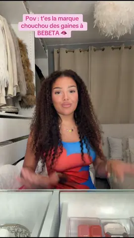 @BEBETA🌺🪸🥥🐠🧡  #pourtoi #pourtoii #foru #beauty #tiktokviral Lien du site dispo en bio 💕 Bebeta porte notre best seller le corset 100 % latex glowin up 🫦