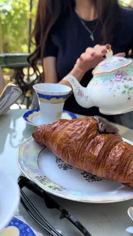 Çay həmişə bəzəkdi süfrəyə🫖🥐