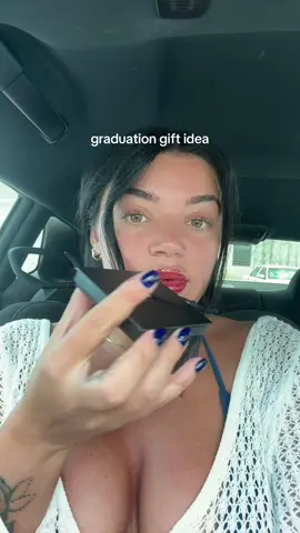 #graduate #graduation2025 #graduationgiftideas #graduationgifts #tiktokshopmemorialday #dealsforyoudays #tiktokshopsummerturnup 