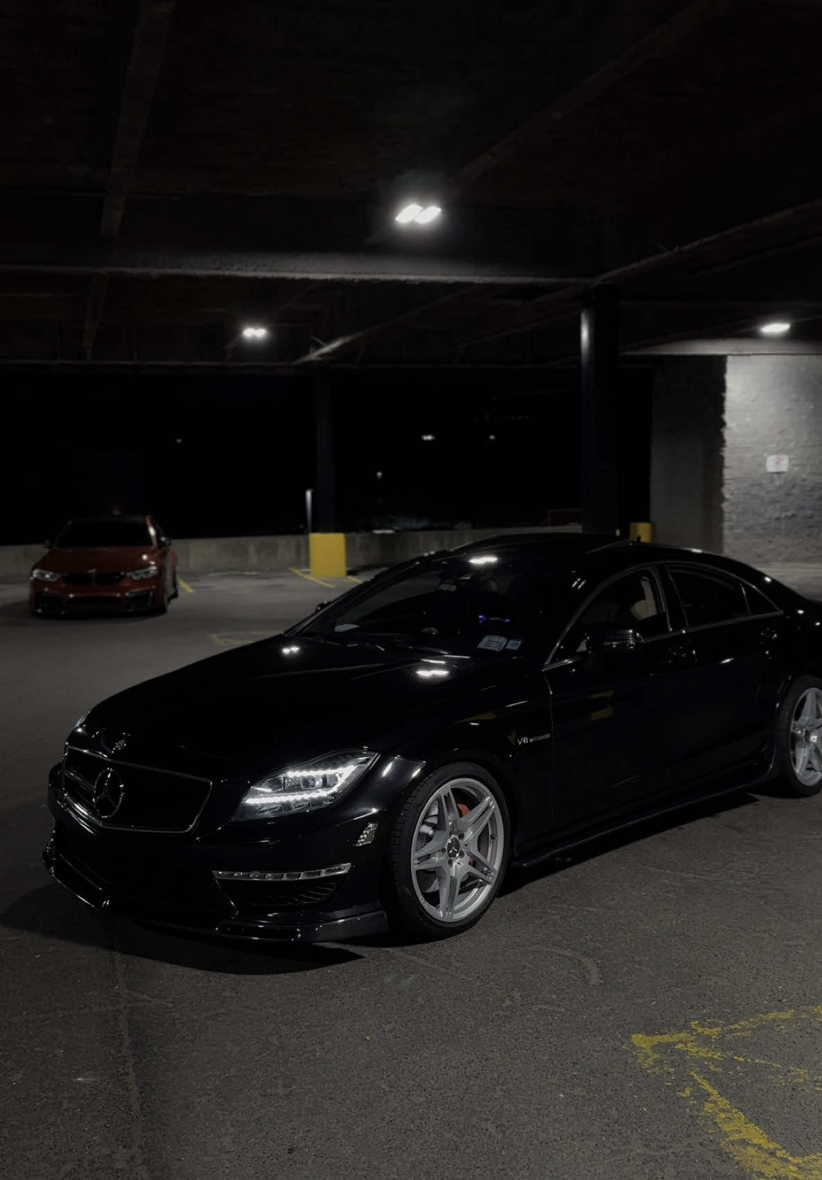 🦍 #twincls #cls63 #mercedescls #cls63amg #cls63s #amg #mercedesbenzamg #carspotting #bmwmotorsport #cartiktok #millionarie #wengallbi #amg63 #porsche #russiansong #moscow #romania #clsamg #carlover 