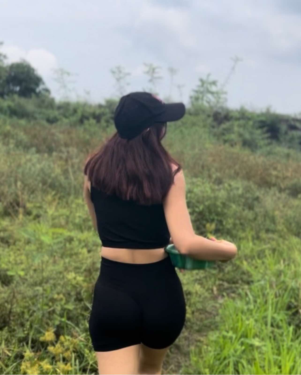 Caminando por las veredas #vidaderancho🌽👨‍🌾🚜  #elsalvador  #niki  #veredas 