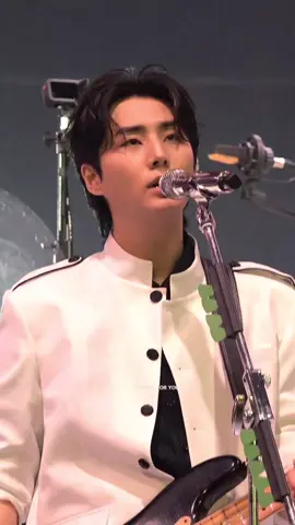 life after break up menyakitkan ya bri, apalagi still there jadi sesakit ini setelah huru hara kemarin :') #youngk #day6 #stillthere #finaleinseoul 