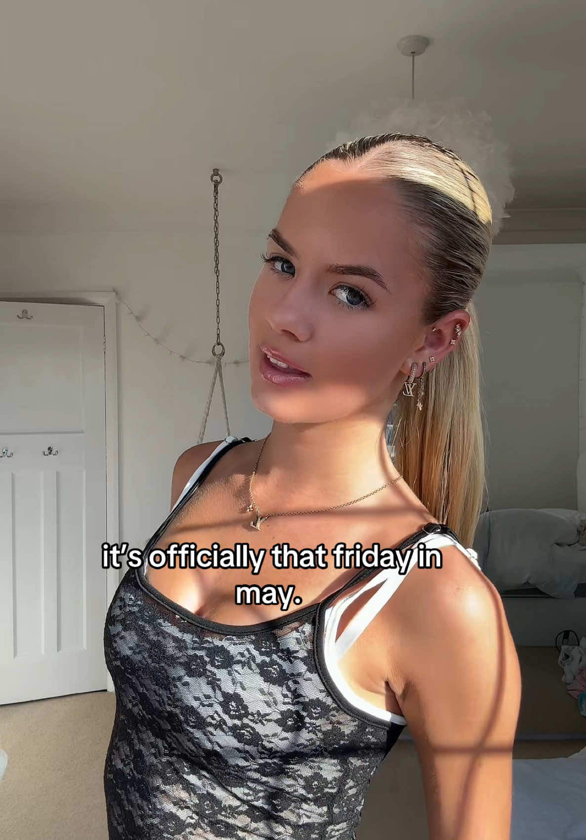 your sign to use this sound before it’s too late #may #oliviarodrigo #fridayinmay #friday #foryoupage #fyp #relatable 