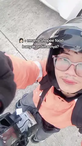 Jelas banyak, minus nya pinggang kaya pengen copot aja wkwk #drivershopeefood #drivershopee #shopeefood #ojoltiktok #sameday #CapCut 