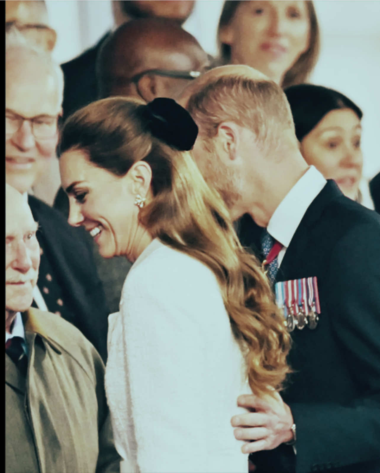 day🤍 vs night 🖤 #katemiddleton #royalfamily #princewilliam #thebritishroyalfamily #thewalesfamily #princesscatherine #princessofwales #fyp #katemiddletonedit #fouryoupage #williamandkate #viral #theprinceandprincessofwales #williamandcatherine #videoviral #princegeorge #princelouis #princesscharlotte #edit #edits #videostar #videostaredit #videostaredits #viral #viraledit #viraledits #viraltiktok #princessofwales #duchessofcambridge #theduchessofcambridge #catherinemiddleton #thedukeandduchessofcambridge #theprinceofwales #princeofwales #princeandprincessofwales #theprinceandprincessofwales #royals #royal #royalfamily #royalty  #royaltyvibes👑 #royaltok #ai #princess #viralvideos #british #uk #unitedkingdom #queenelizabeth #princessdiana #ladydiana #kingcharles #prince #princeharry #fouryou #foryou #4you #fyp #forypupage #fouryoupage #edittok #editor #editing #edits #catherine #william #catherinemiddleton 