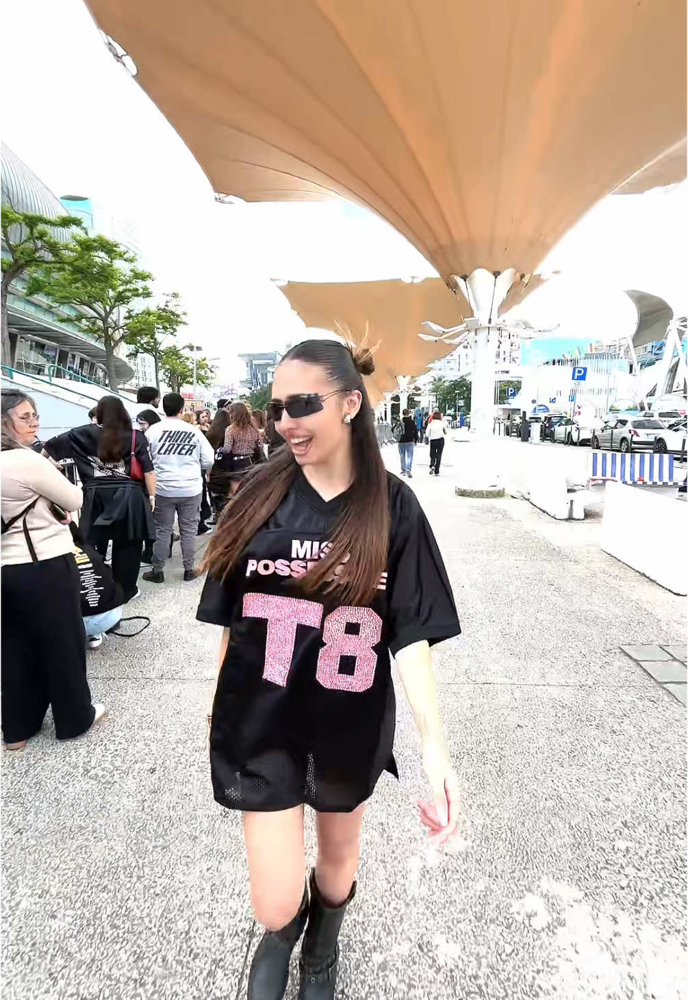 Rumors say I’m the real #misspossesive 🫶🏻 #tatemcrae #t8 