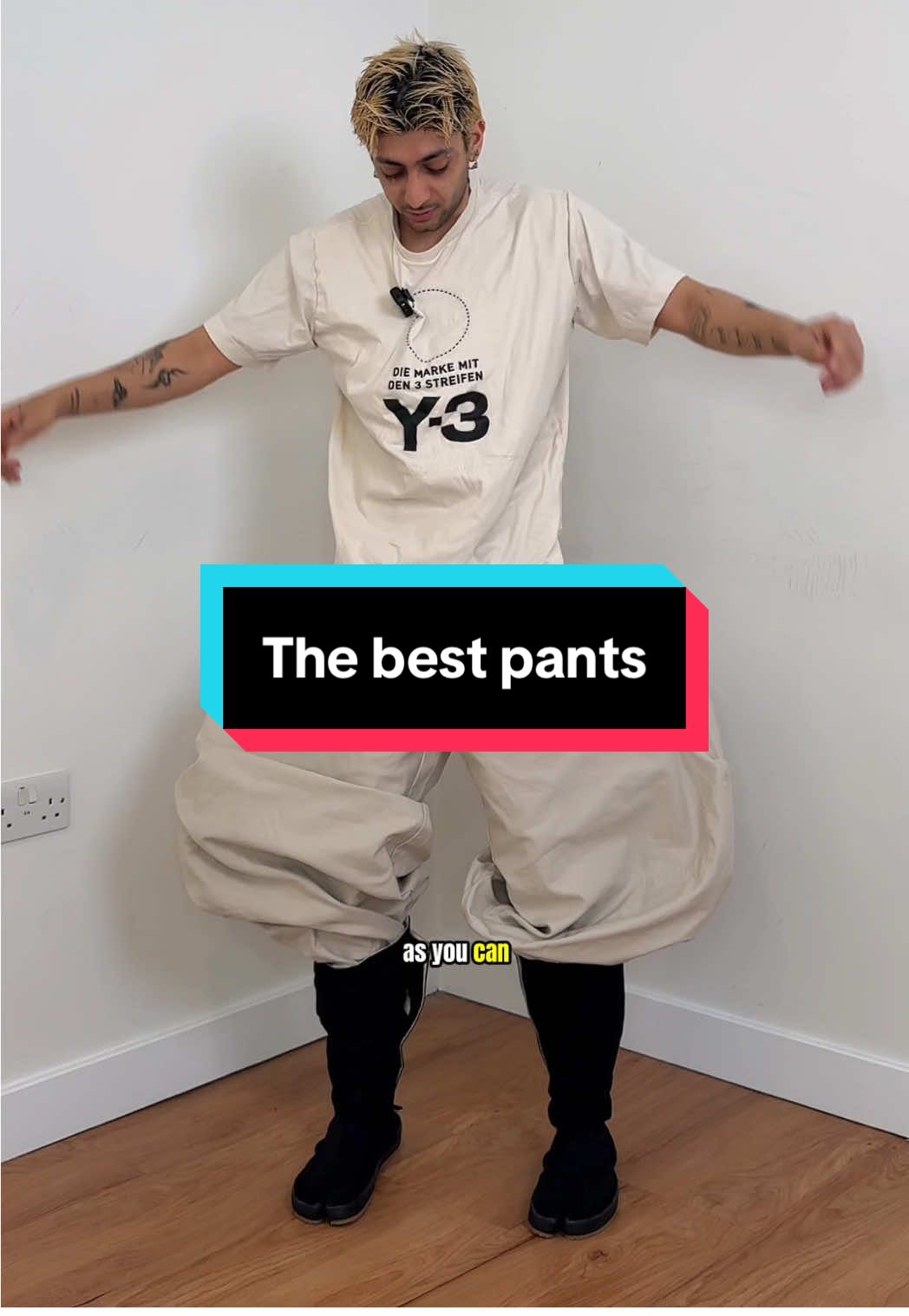 Japanese construction worker pants, also known as tobi pants! What y’all think #japanstyle #tabiboots #streetwear 