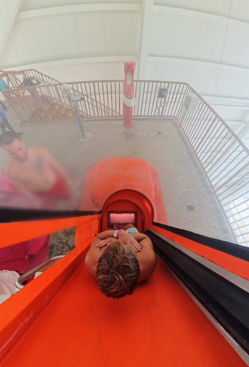 These 14 story tall trapdoor slides have the most insane freefall 😳 located at American Dream #waterpark 