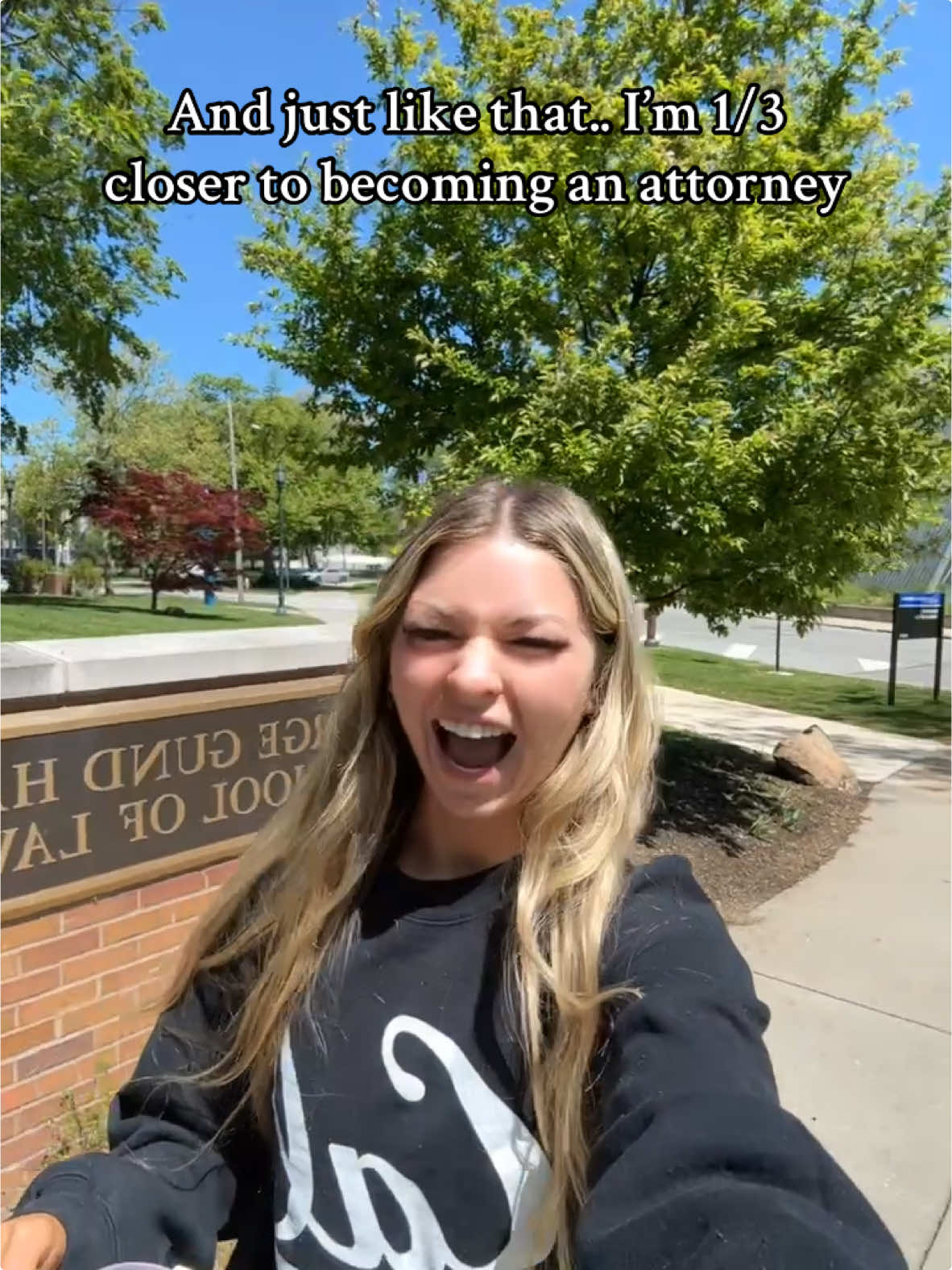 FIRST YEAR OF LAW SCHOOL DONE!! So happy I could cry🥲 I did it🥹 #lawschool #1lfinals #lawschoolfinals #upcoming2L 