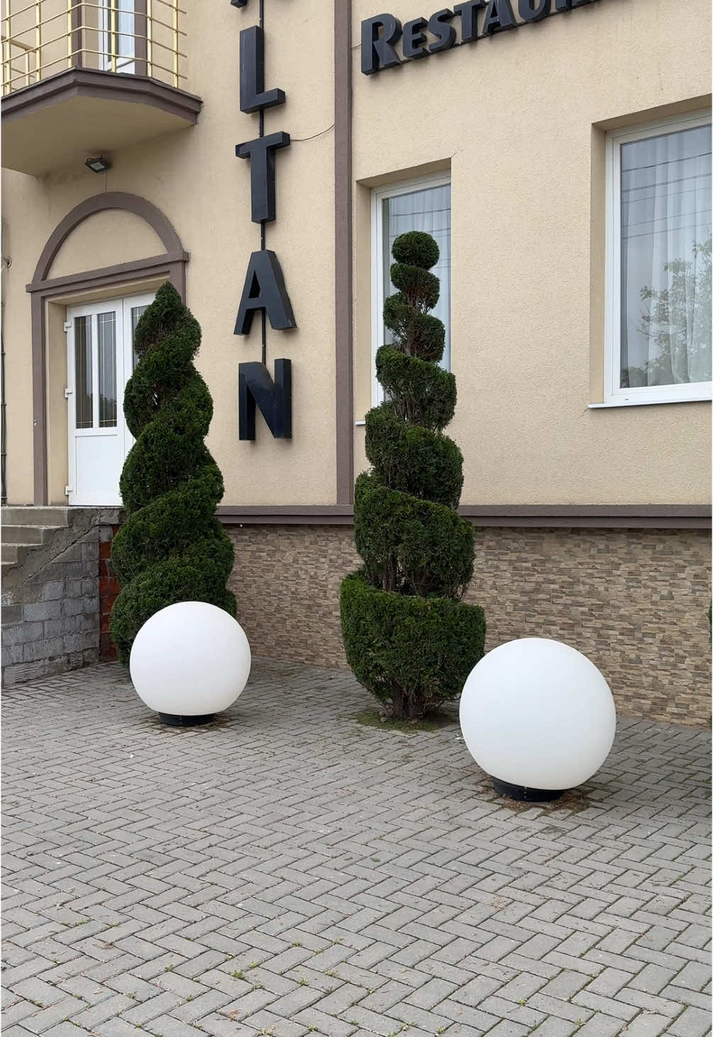 #0660063888 #0507385268 #greengardenchernivtsi #красота #спираль #vicovudesus #botosani #suceava #стрижкарослин #decor #viral_video @Illya 