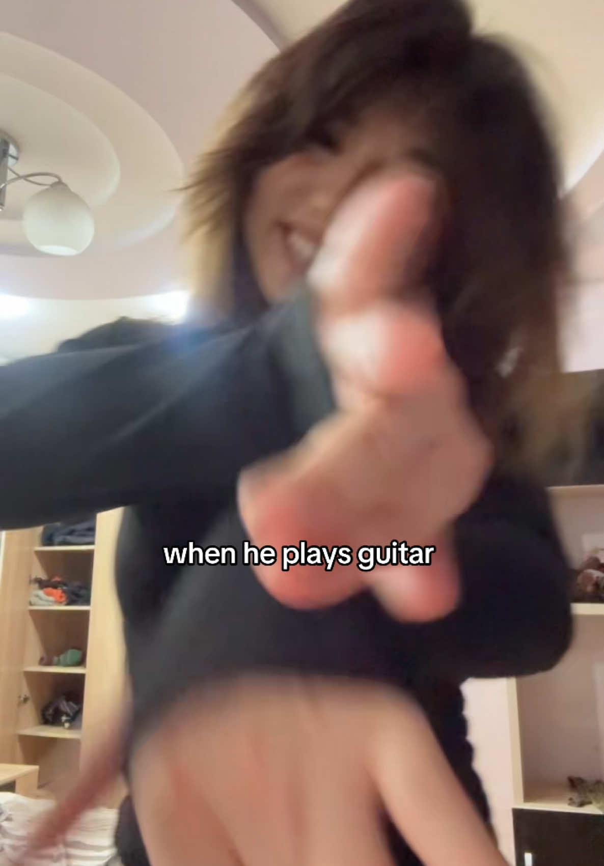 IM OBSESSED 🎸🎸 #fy #foryoupage #guitar #electroguitar #rockmusic #relatable #xyzbca #music #viralvideo #tiktokmakemefamous #fypシ゚ 