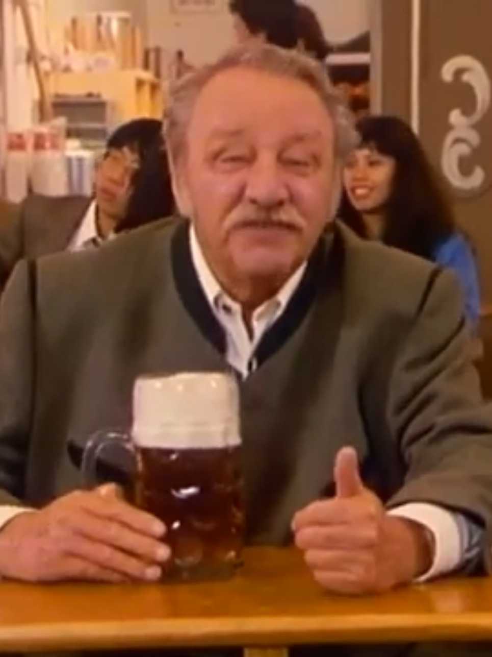 Gustl Bayrhammer über das Oktoberfest! #fouryou #tiktokdeutschland🇩🇪 #bierstreit #nostalgia #wtf #pumuckl #oktoberfest 