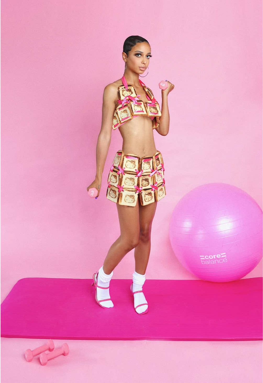 “Carbs Only Diet” Photoshoot ft  Hello Kitty Toaster ✨ #photoshootideas #selfportrait #selfportraitphotography #hellokitty 