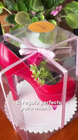 Tacón de chocolate para mamá ❤️👠 tan elegante como ella. ✨ Stock limitado, pedidos al 970665940 💞 #exquisicao #tacondechocolate #regalodechocolate #chocolates #mama #diadelamadre #regalo #detalle 