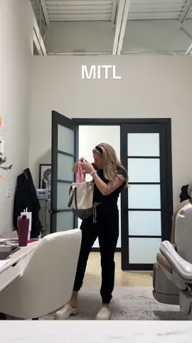 MITL 🫶🏼 happy Friday!! #MomsofTikTok #nurse #nursesoftiktok #nursetok #nurselife #cosmeticnurse #nurseinjector #ernurse #softnursing #softnurse #outpatientnursing #morningroutine #morningvlog #spendthedaywithme #gotowork 
