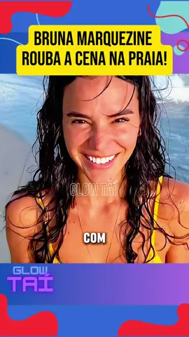 Bruna Marquezine rouba a cena na praia! #BrunaMarquezine #praia 