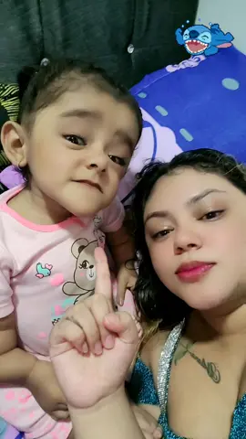 🤪🤣#liloandstitch #niñabuenaactuando #Abdiana♡ #miprincesadecristal #osteogenesisimperfecta #risastiktok #daleamor  #niñade6añosactuando #paratii #viral #madreehija 