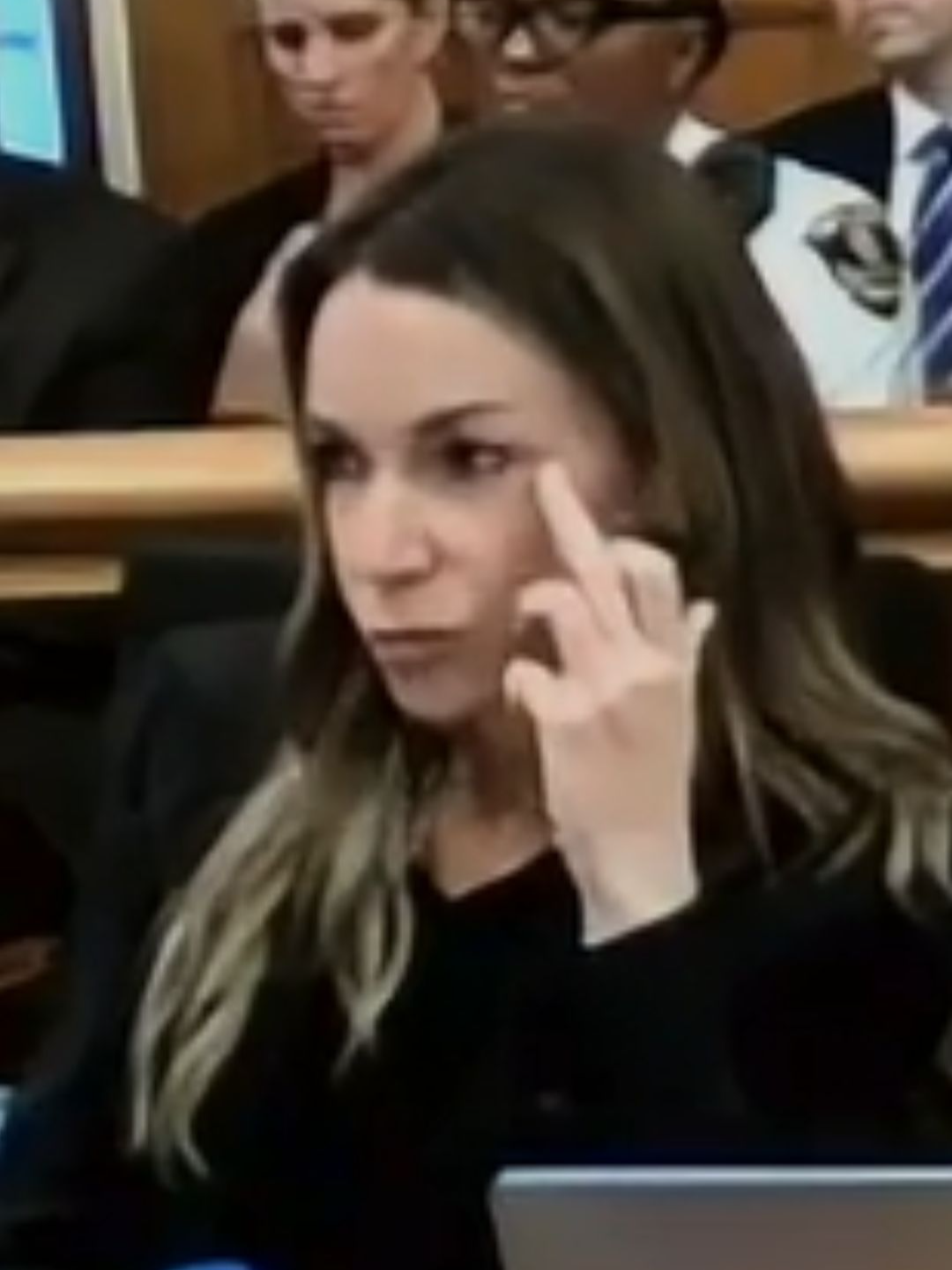 WATCH: Does #KarenRead throw the “finger” as Sgt. #YuriBukhenik reads texts between her and #BrianHiggins to the jury? #CourtTV What do YOU think? #courtroom #trial #truecrimestory #court #courtcase #courtroomdrama #truecrimeobsessed #truecrimestories #truecrimetok #courttvtiktok #crime #AlanJackson #MichaelProctor #JohnOKeefe #karenreadtrial