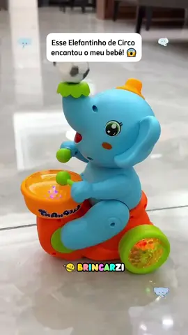 Elefante Circo Toy Brincarzi 🧡 Encanta as crianças com as músicas, luzes e equilibra a bolinha de futebol na tromba. Um amor! Para adquirir, o link está na nossa bio @lojabrincarzi ou comente “eu quero” que enviamos para você no privado! 👶 #bebe #brinquedo #kids #bebezinho #mamae #papai #criança #brincar