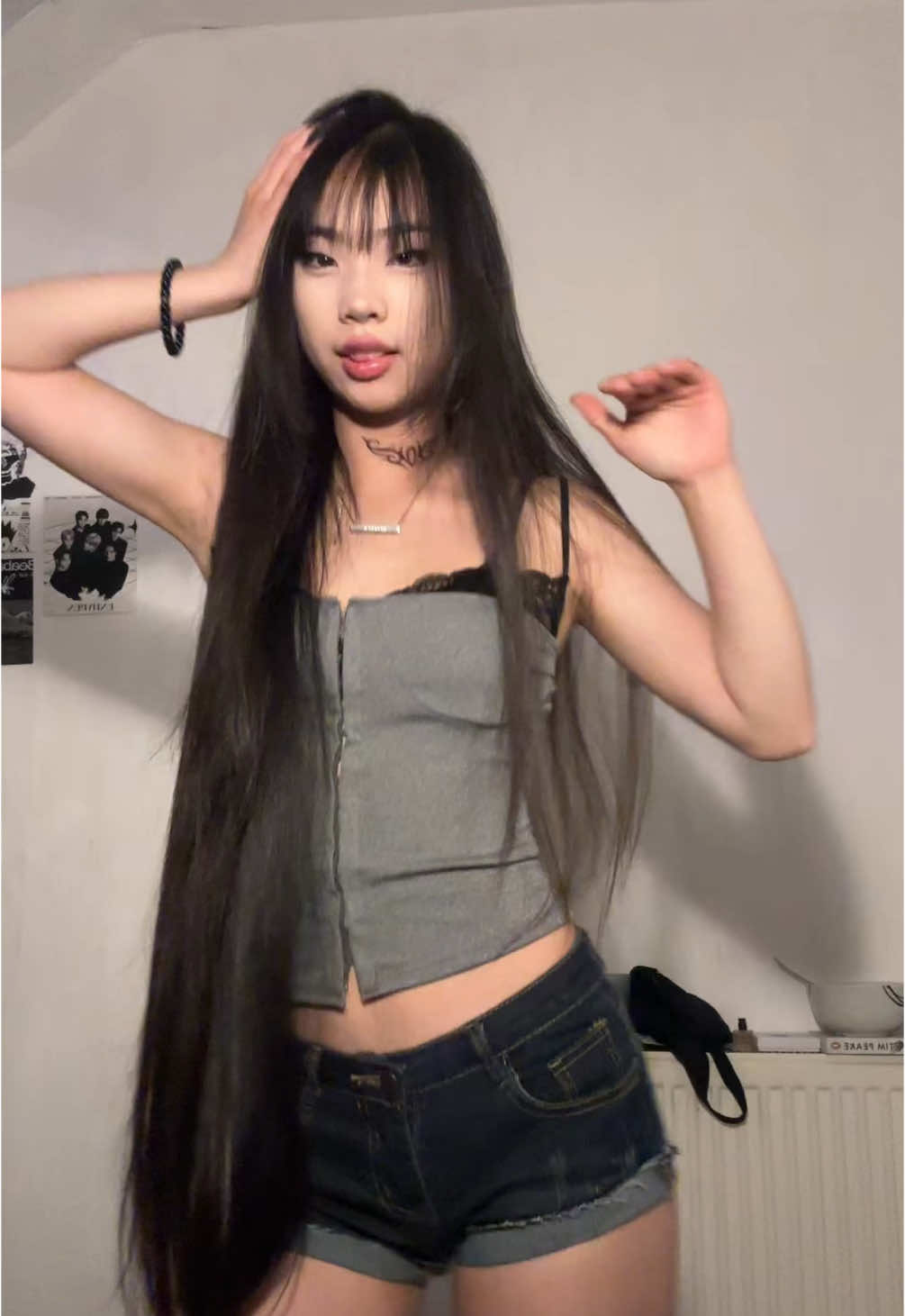 roblox stream tn? #09 #viral #dance #dancing #asian #chinese #taiwanese #blowup #blowthisup #tiktok #dancechallenge #fypp #foryou #foryoupage #fyppage #fypgakni #fypdong #blowthisuptiktok #like #follow #longhair #asianmakeup #share #comment #3 #shakeittothemax 