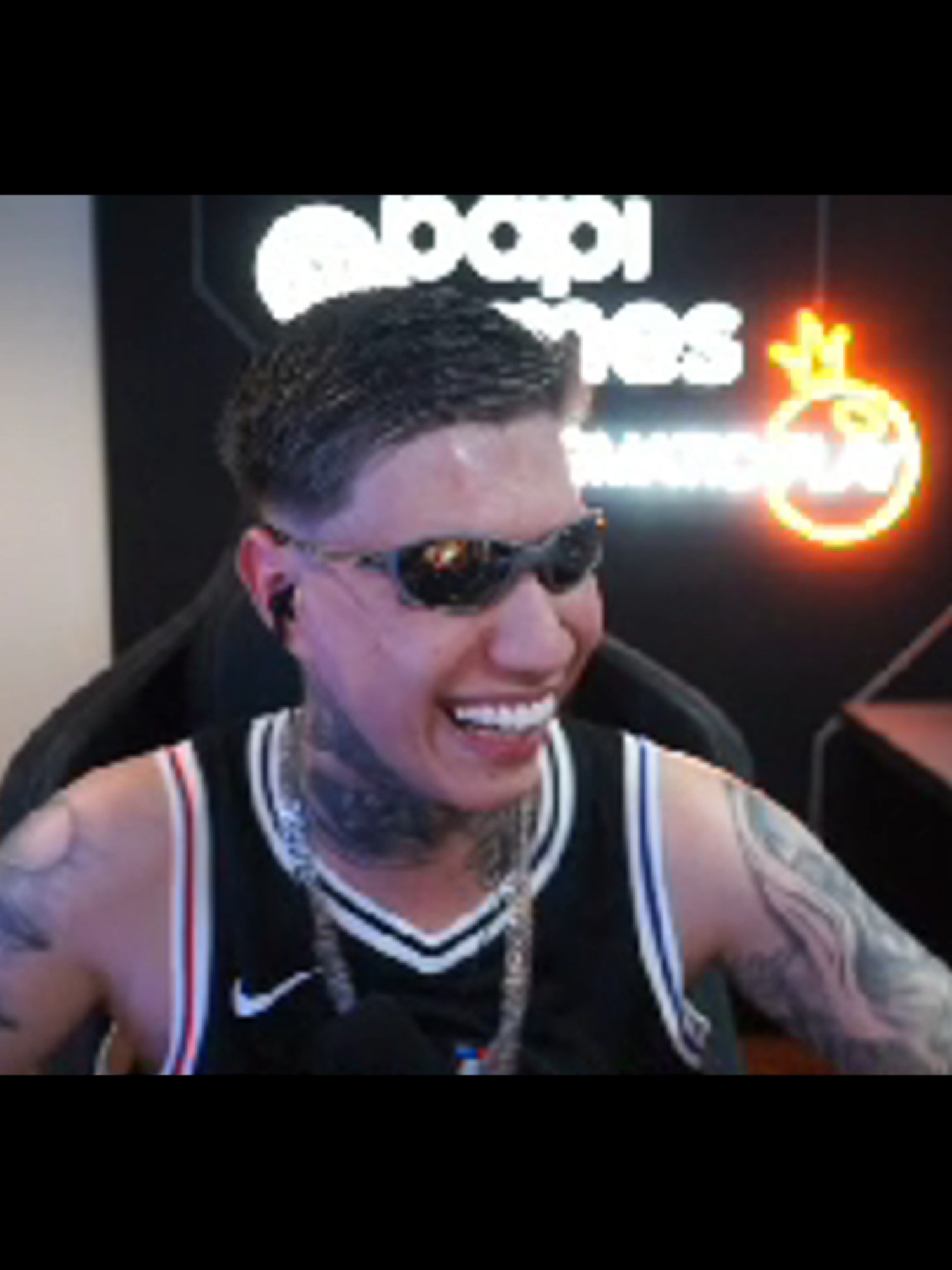 Muriloso abandonou o Delby 😅 . . #delby #clipsdodelby #delbyclips #yuri22 #twitch