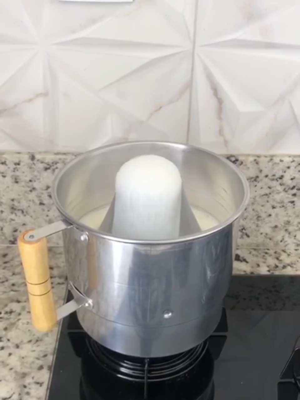 FERVEDOR DE LEITE #fervedordeleite #fervedordeleite2litos #leiteiradealuminio