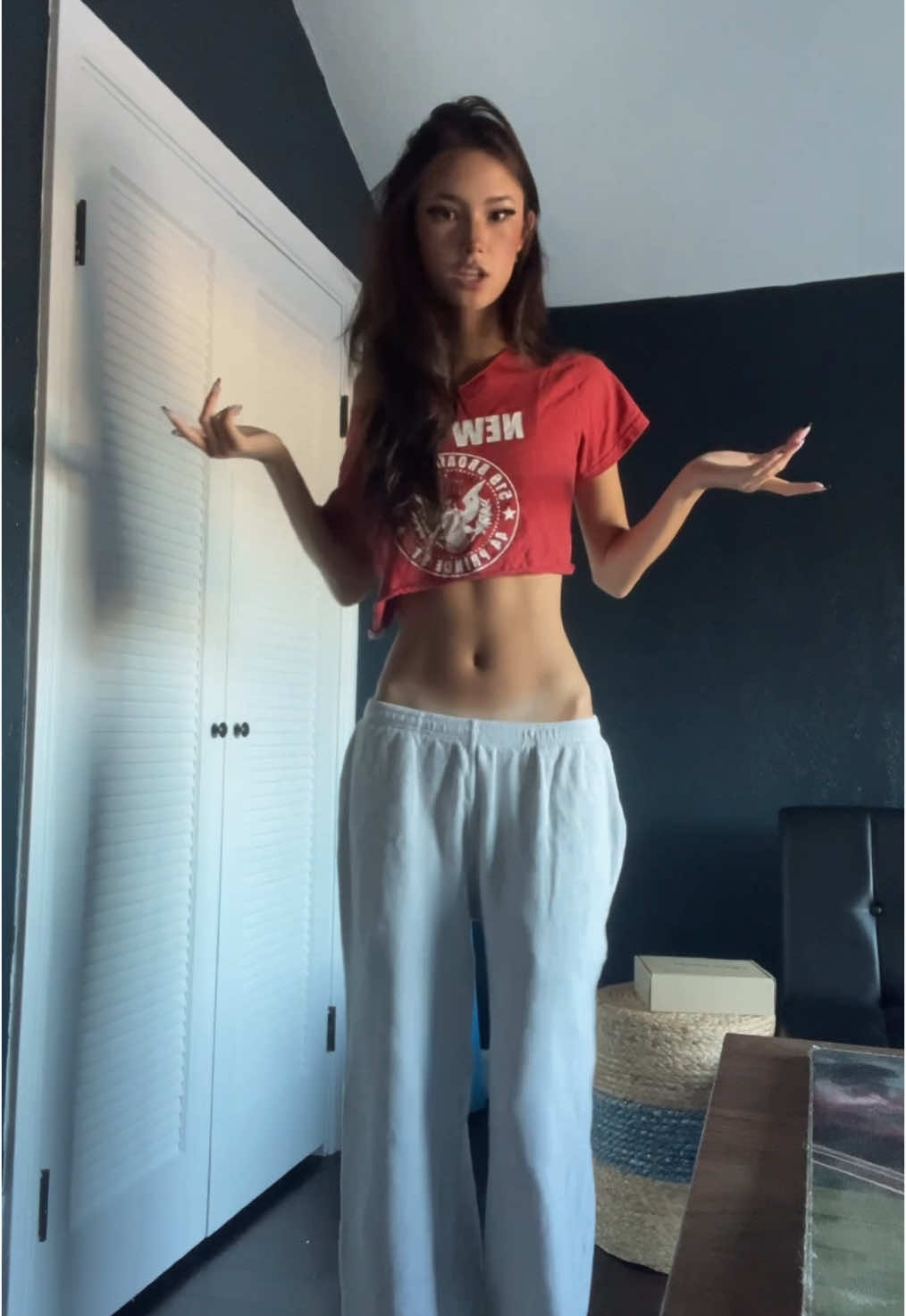 should i get a belly button piercing 😕