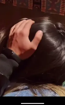 رغمَ انّكَ عالقّ بروحي...!! وموشومٌ رسمكَ وحبكَ بين  حجراتِ قلبي.. إلا أنني سأبقى ابحثُ عن كلِّ شئٍ يربطني بك ، يعيدني اليك ، يُبعدُ وحشَ النسيان عن ممراتِ أيامي ... حتى تبقى ذاكرتي مليئةً بك   دائمةَ الولادة لأيامٍ قد خلت معك ومنك!! ثمّ وإن عادَ الربيعُ يوماًولم يجدنا!! أخبرهُ أننا التقينا بالخريف..، ولقاءات الخريف لاتدووم ..!!#وبهمست_حب_لقيتني_بحب 