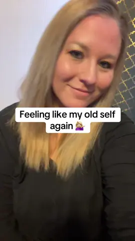 Back to being blonde again 💁🏼‍♀️ #feelingpretty #blondehair #summerhair #momlook #mothersdaypresent #virall #trending #shesbackkkk😜 #fypage 
