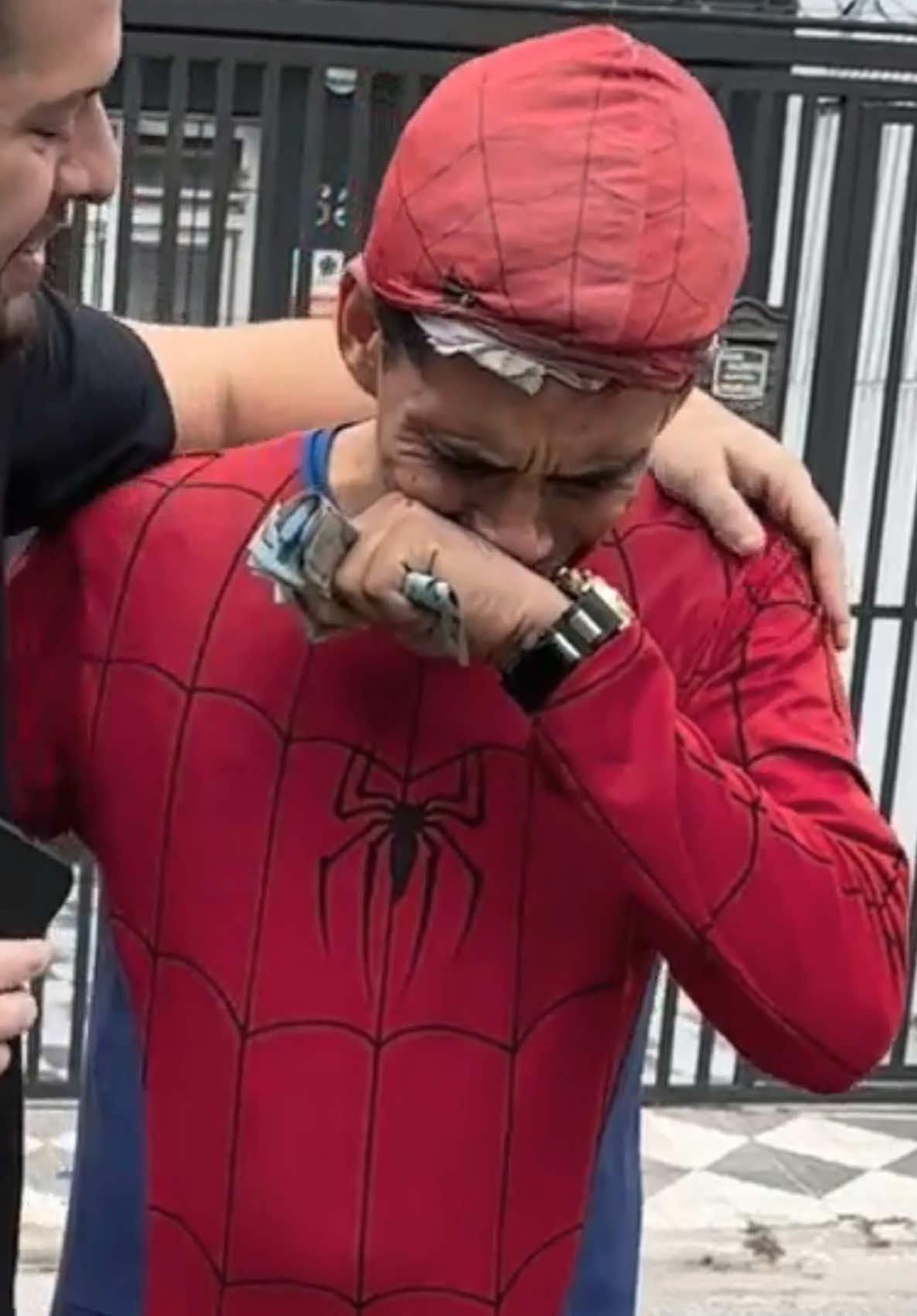 VENDEDOR CHOROU MUITO PORQUE PAGUEI SEU ALUGUEL!! #fyp #foryoupage 