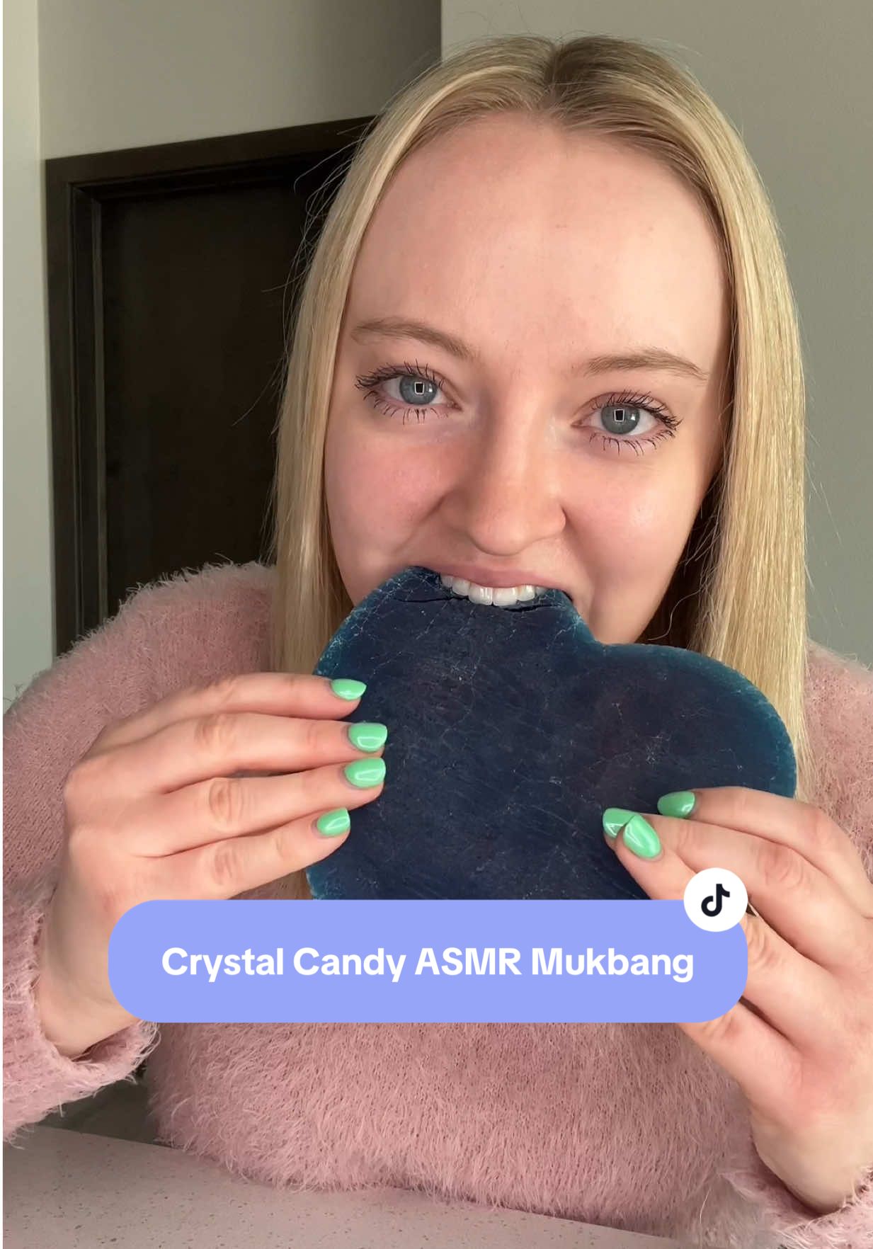 Crystal Candy ASMR Mukbang #crystal #crystalcandy #candy #crystalcandyasmr #homemadecrystalcandy #homemade #candytok #candyasmr #asmrcandy 