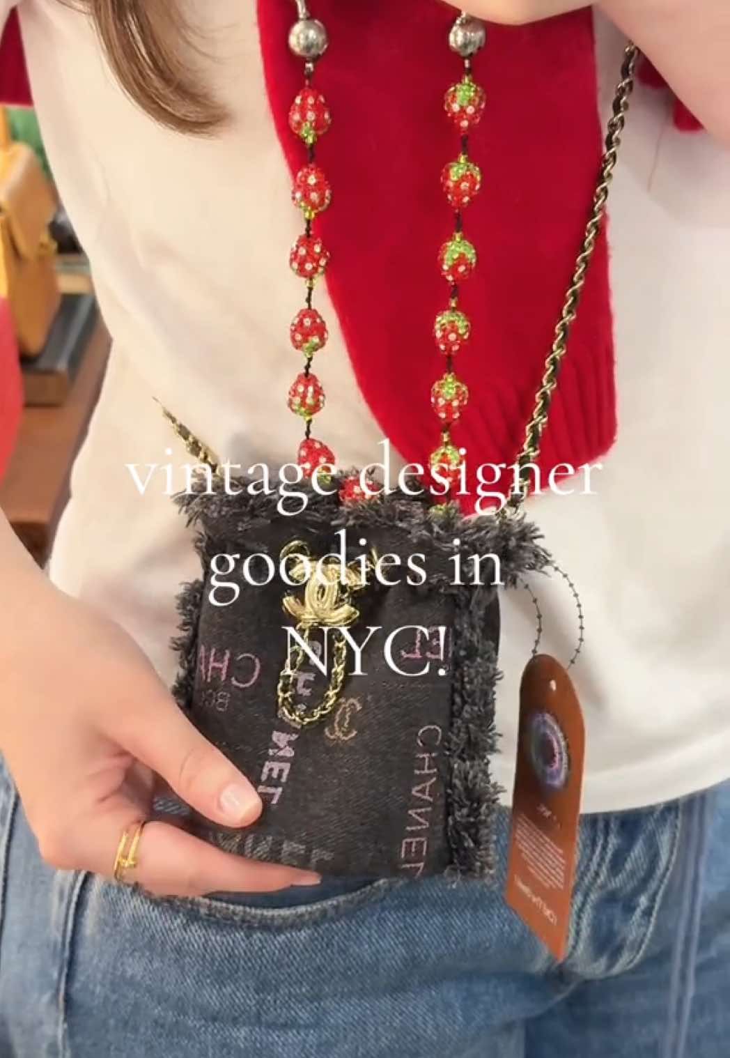 @Old The Best Vintage NYC is the BEST!!! #nyc #vintagedesigner #vintage #westvillage #shopwithme #Vlog #vintagefendi #vintagechanel 