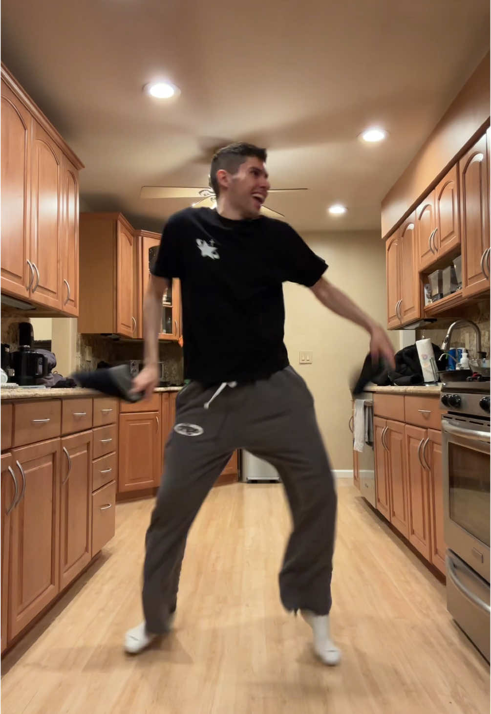 Physically fit pt.2 😂🔥🔥 ( IB: @LATMAN ) #physicallyfit #trend #viral #fyp 